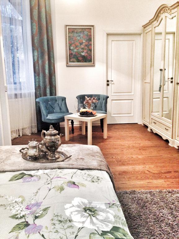 Apartment Natalya Lviv Extérieur photo