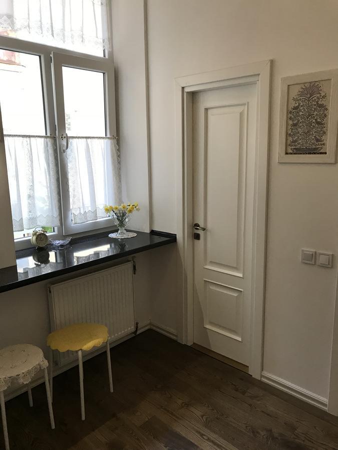 Apartment Natalya Lviv Extérieur photo