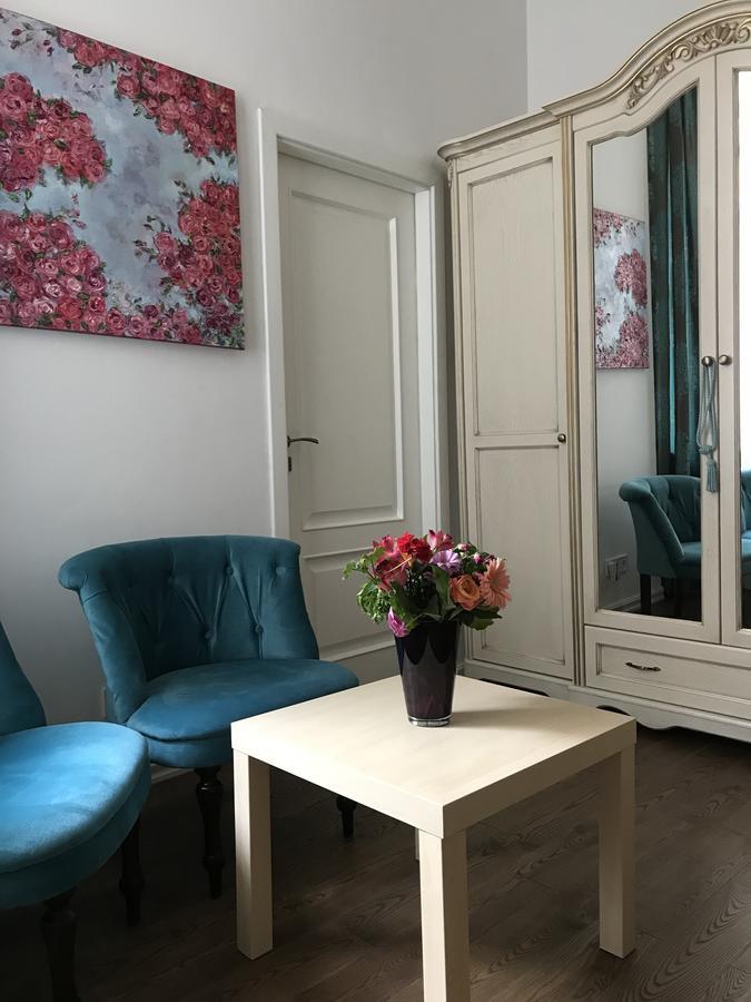 Apartment Natalya Lviv Extérieur photo